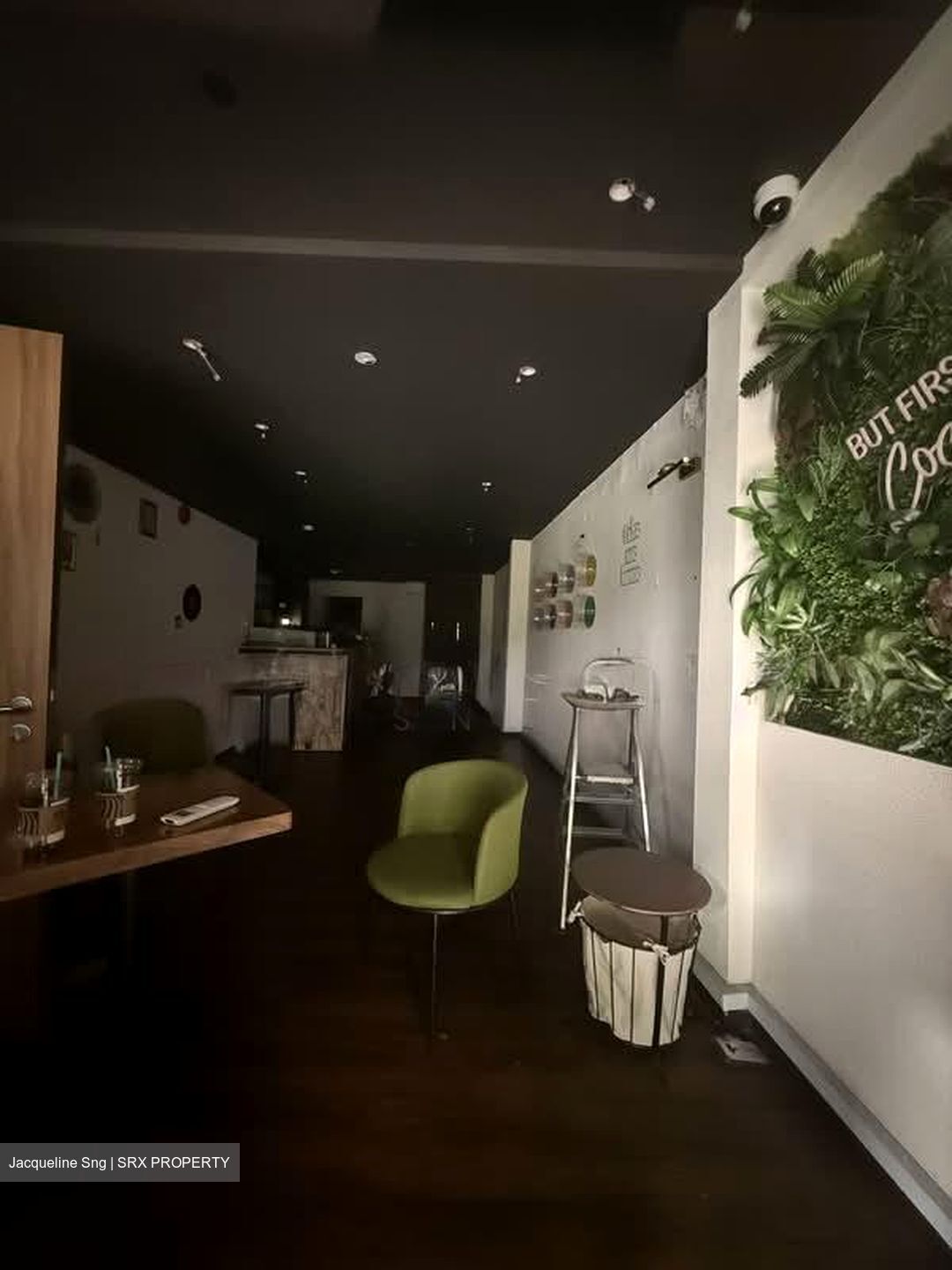 Lex Loci (D1), Retail #576575551